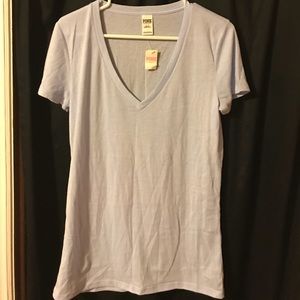 V-neck t-shirt light blue